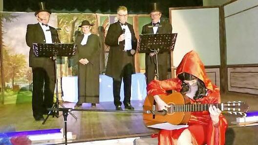 Die Grabsteinlerchen sangen live.