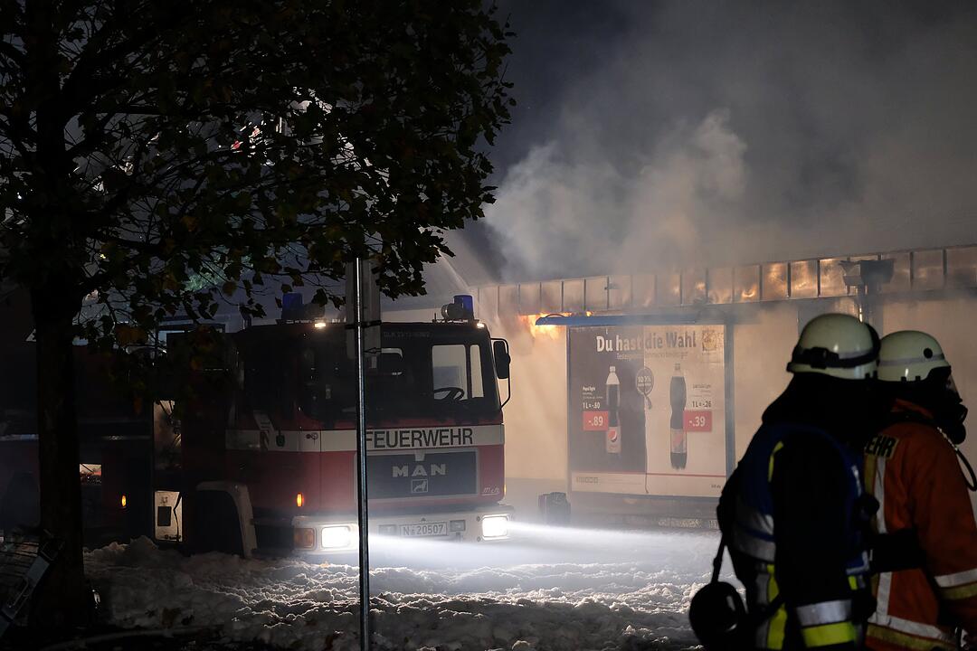 Nürnberg: Lidl brennt