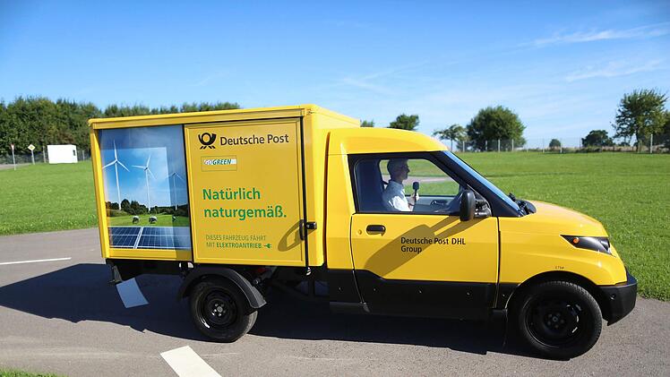 Die Post setzt verstärkt auf E-Mobilität. Das hat ungeahnte Folgen. Foto: Oliver Berg/dpa