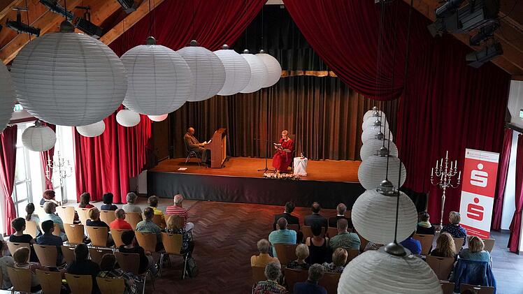 Aus der Lesung   Foto: Frank Türpitz