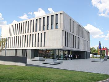 Das neue Amtsgerichtsgebäude am Tag seiner offiziellen Einweihung. Foto: Andreas Lösch
