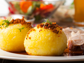 Klöße kochen: So gelingt das fränkische Traditionsgericht
