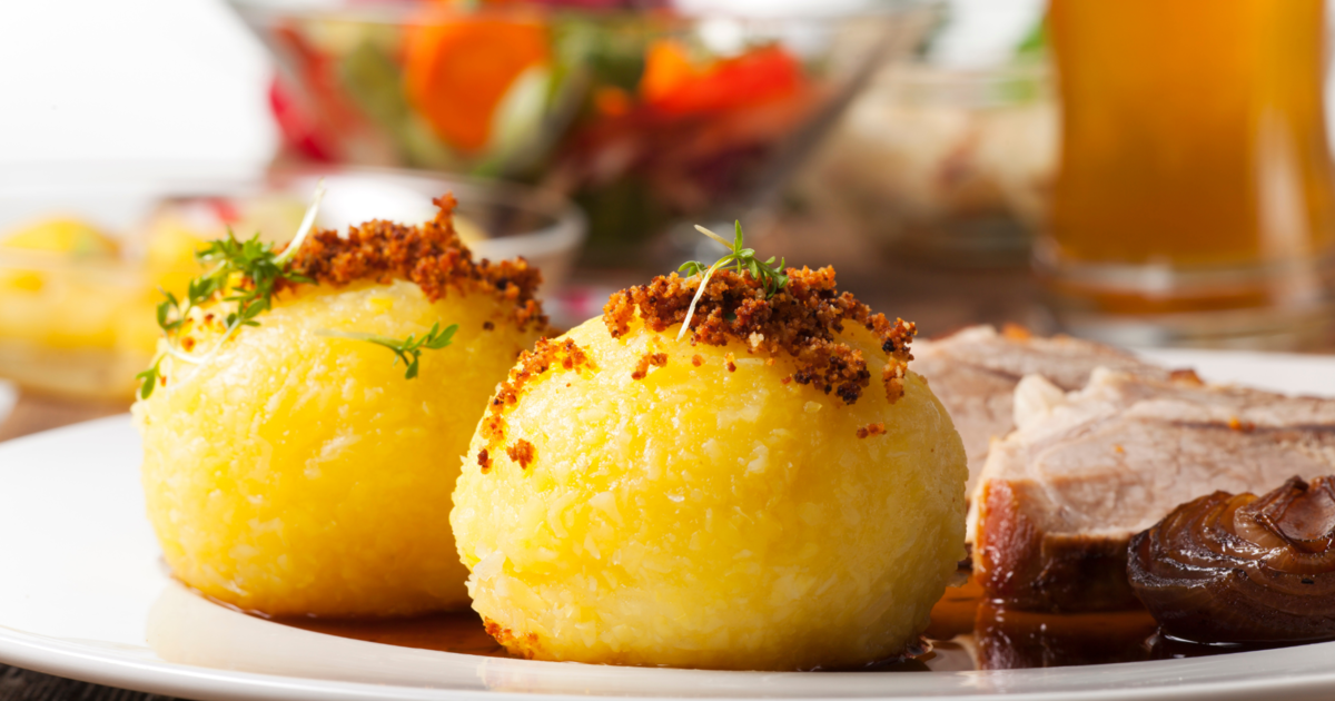 wie lange müssen klöße kochen