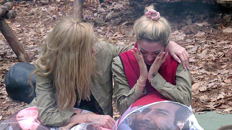 Mirja tr&ouml;stet Ariel.