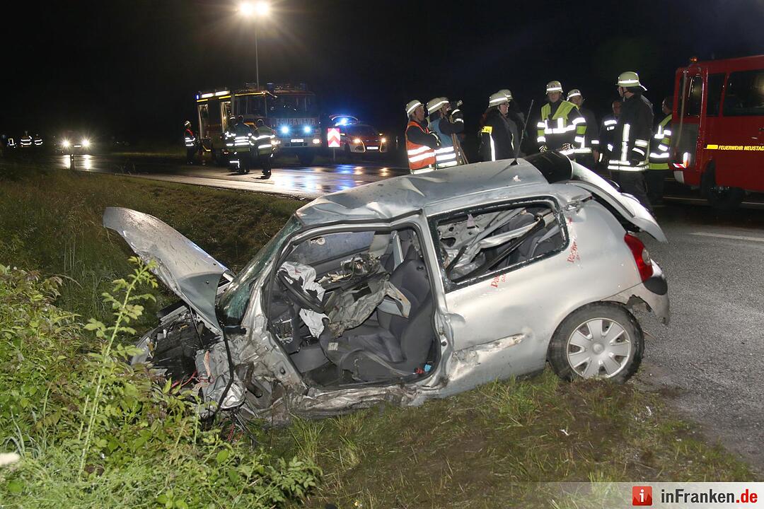 Schwerer Unfall auf B4 im Landkreis Coburg