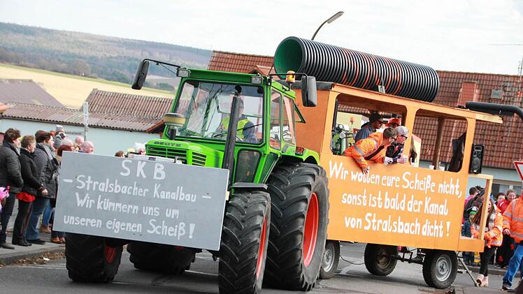Stangenroth Rosenmontagsumzug Foto: Carmen Schmitt