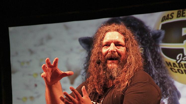 Hard-Core Comedian "Bembers" gastierte in der Stadthalle Ebermannstadt.  Josef Hofbauer