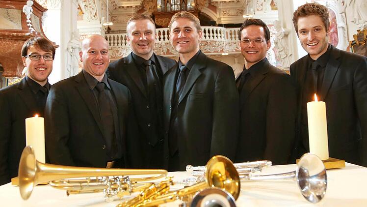 Benjamin Sebald (Dritter von links) hat "Bavarian Brass" gegründet.  Foto: privat