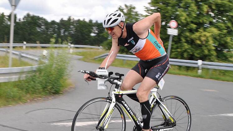 Dieter Nußgräber vom RVC Altenkunstadt auf der Radstrecke.