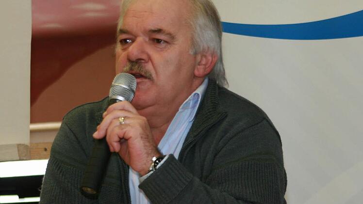 Kreisspielleitert Max Habermann hatte bei der Sommertagung der Kreisligisten einiges zu sagen. Foto: Archiv