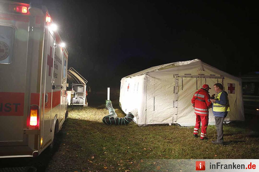 Pkw rollt bei Theres in Main: 23-Jährige stirbt