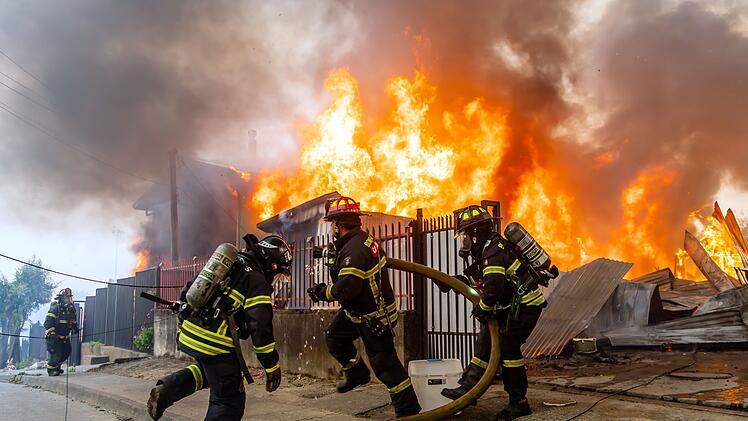 Waldbr&auml;nde in Chile