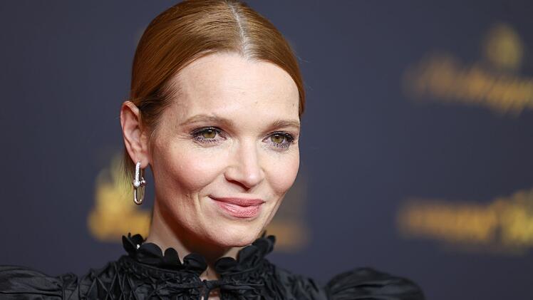 Auch die Karriere von Karoline Herfurth nahm mit "M&auml;dchen, M&auml;dchen" (2001) Fahrt auf. Zahlreiche Kinoerfolge schlossen sich an, darunter "Vincent will Meer", "Wir sind die Nacht" und "Die kleine Hexe".