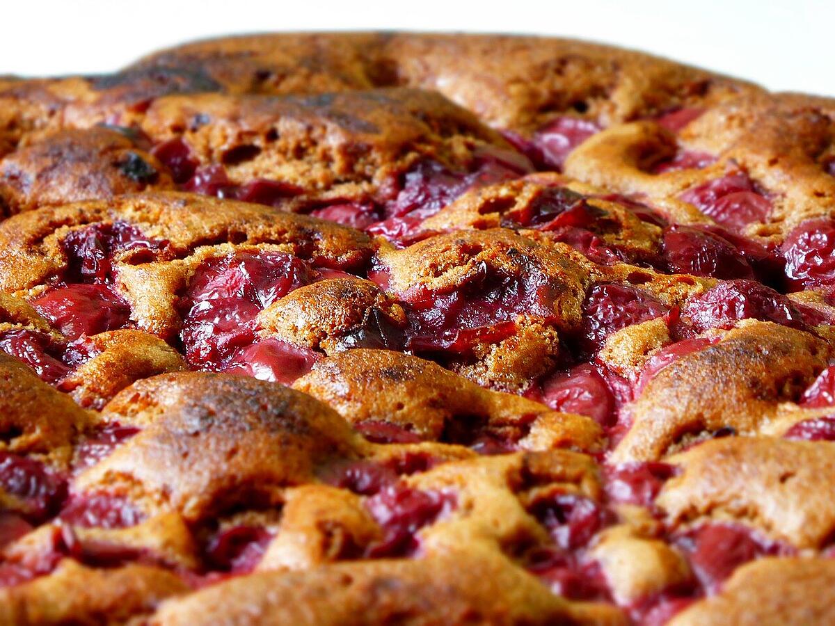 Klassiker Kirschenplotzer: Traditionelles Kuchenrezept für
