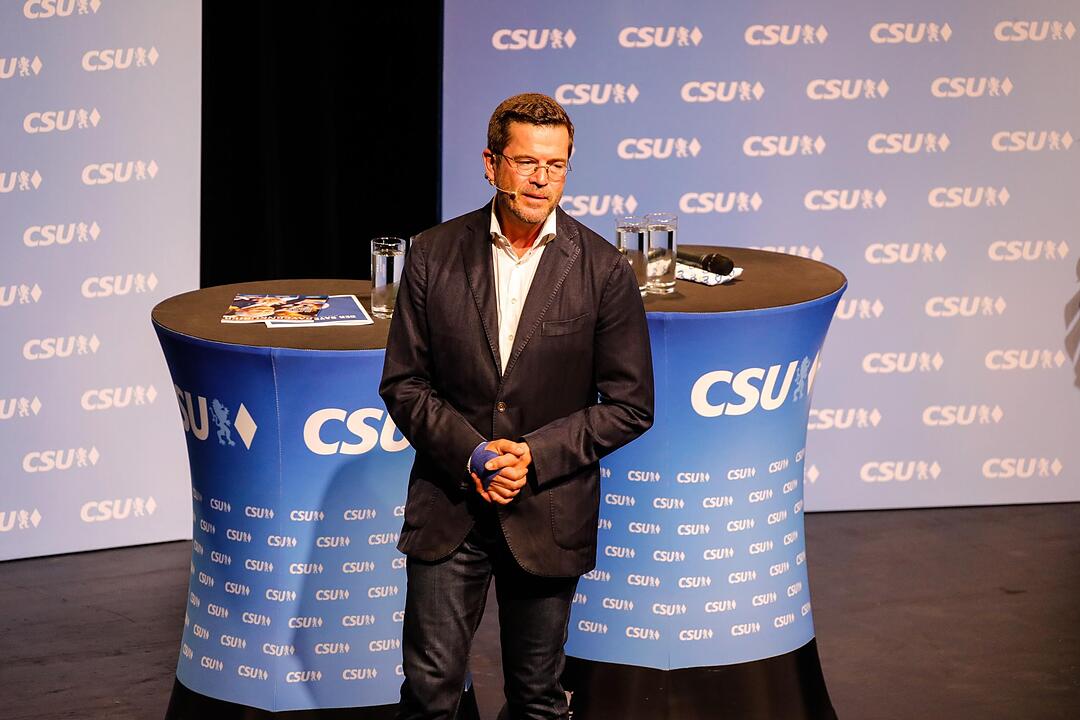 Wahlkampf der CSU - Karl-Theodor zu Guttenberg in Kulmbach