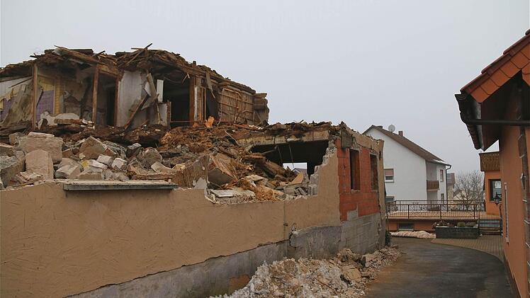 Abriss des "Stern" in Schwärzelbach  Foto: Gerd Schaar