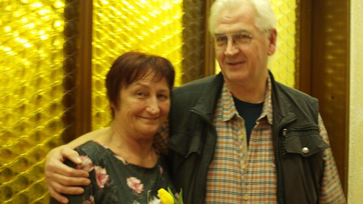 Helga Wenzel und 1. Vorsitzender Michael Gehring.  Foto: Michaela Atzler