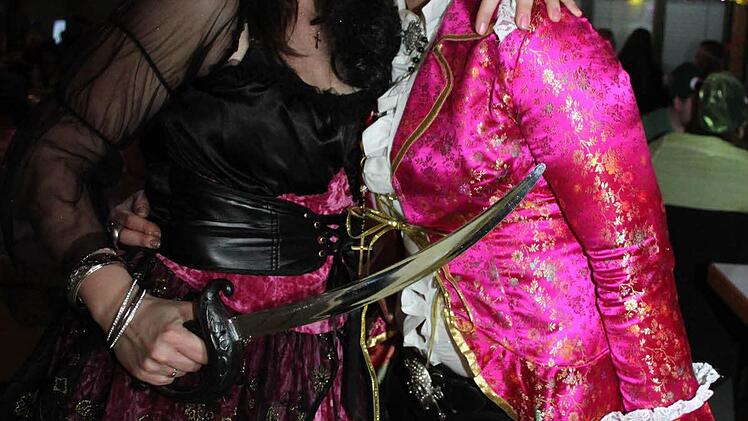 Weiberfasching in Stadtsteinach. Foto: Sonja Adam