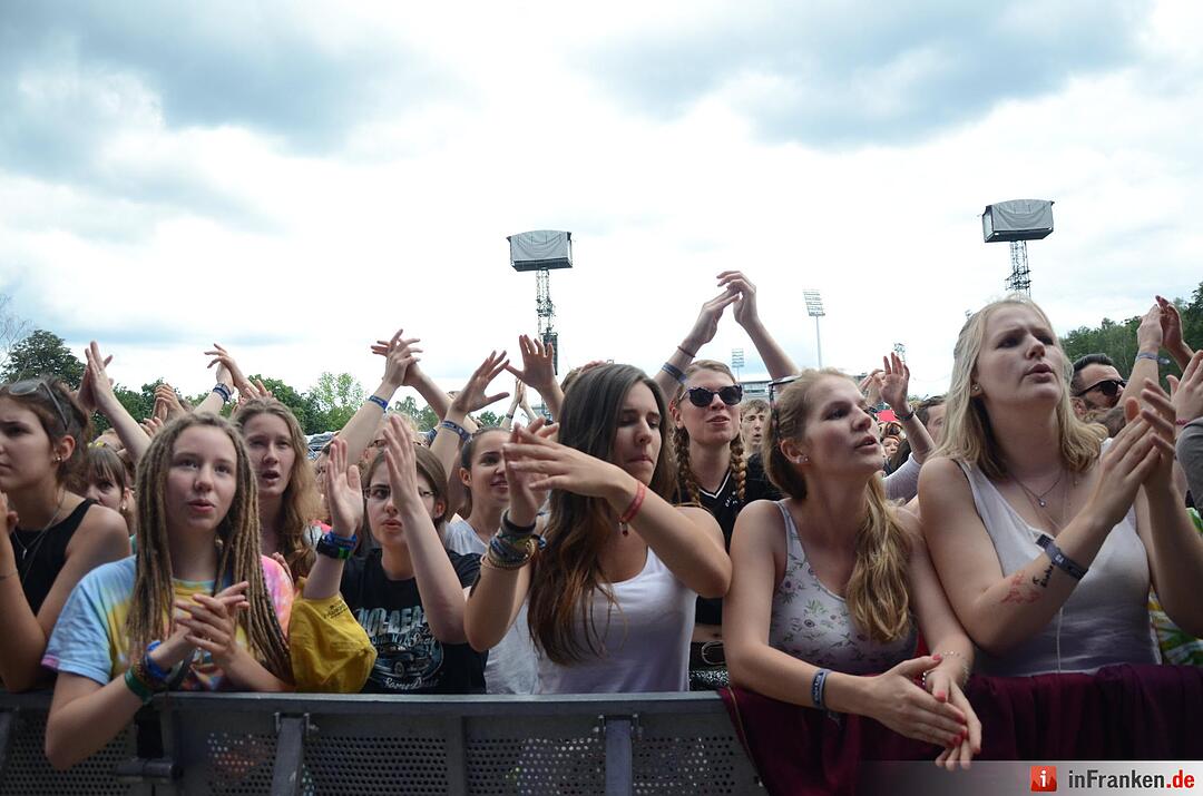Rock im Park 2016 - Walking On Cars
