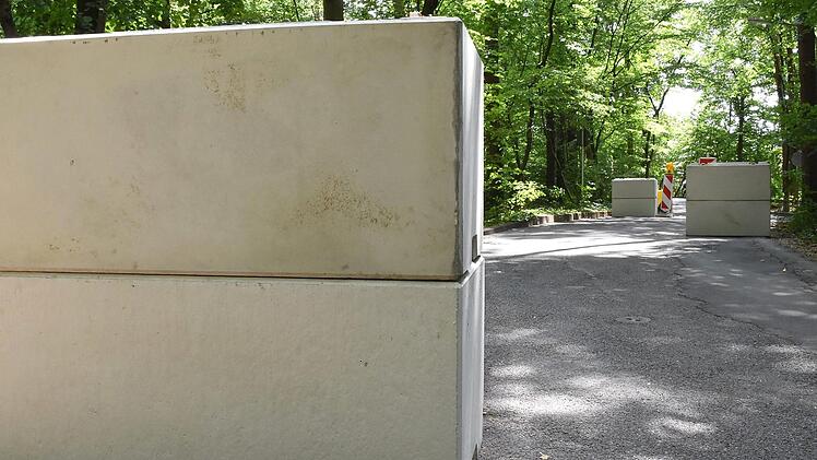 Die Einfahrt zum Schützenkeller ist gesichert.  Foto: Christoph Wiedemann