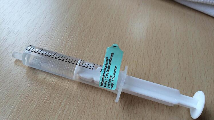 Laut Anklageschrift soll Heinz W. fast alle seine Opfer mit dem Beruhigungsmittel Midazolam betäubt haben. In seiner Einlassung am Mittwoch hat er diese Vorwürfe von sich gewiesen.  Fotos: gg