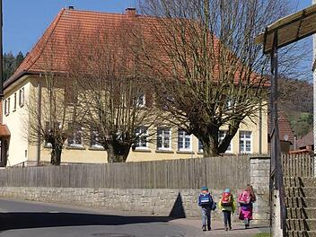Die Gemeinde Motten hat beschlossen, die Buskosten für Schüler, die zur Schulkindbetreuung in den Kothener Kindergarten gehen, zu zahlen. Foto: Stephanie Elm
