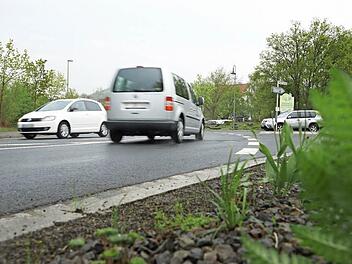 Die Anpassung der Kreuzung Bundesstraße 27/ Weihertorstraße könnte für die Stadt teuer werden. Foto: Arkadius Guzy