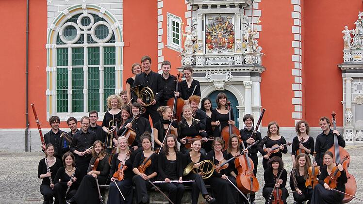 Das Orchester M18 gastiert erstmals beim Festival "Klanggrenzen " in Coburg. Das Benefizkonzert unter dem Motto "Musik und Bewegung" findet am 25. Juni in den Alten Pakethallen statt. Foto: PR