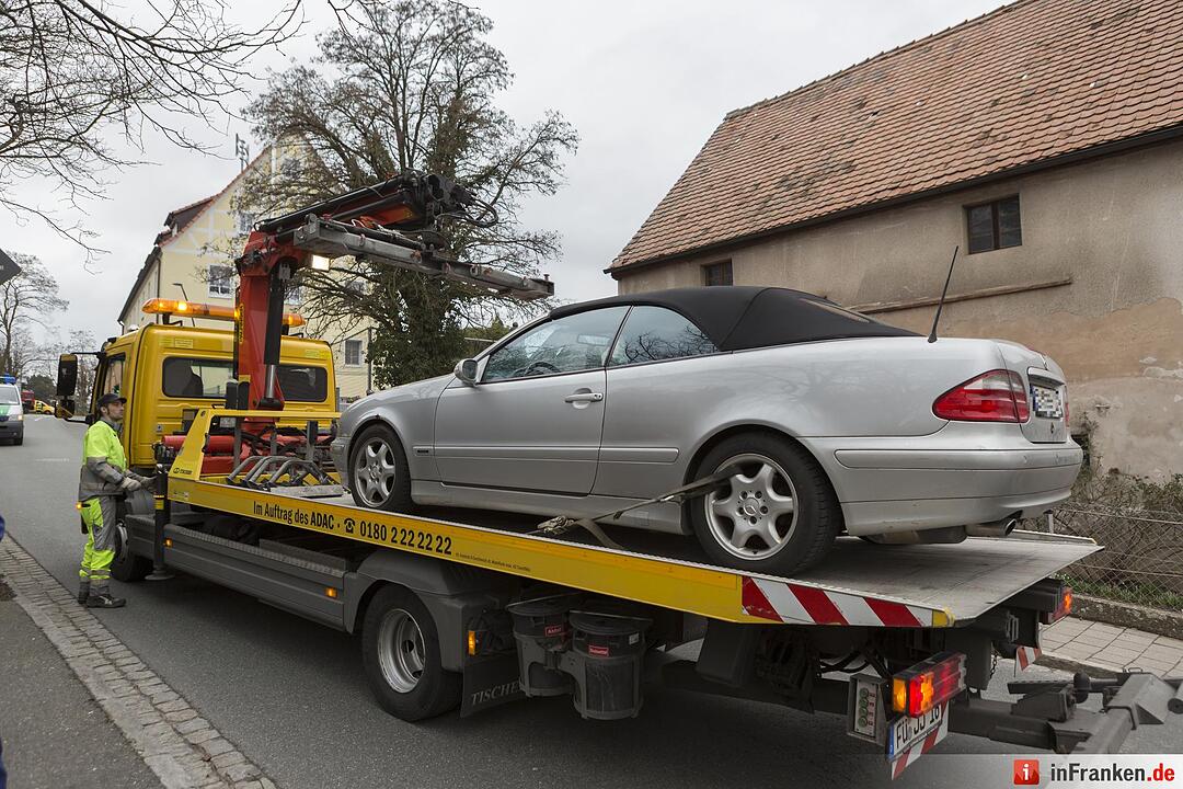 Frau bei Unfall in Langenzenn schwer verletzt