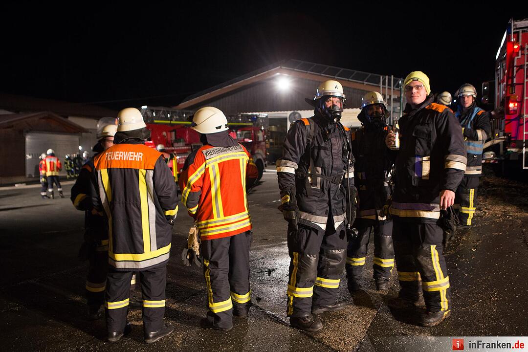 Brand eines Firmengebäuudes in Simmelsdorf