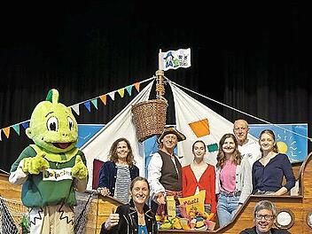 Das AOK-Puppentheaterstück „Jolinchens Seereise – Leinen los!“ vermittelt Kindern spannend und unterhaltsam, was sie gesund und stark macht.