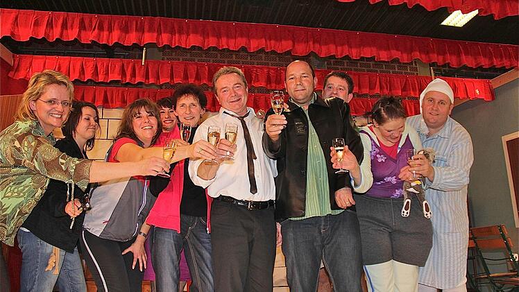 Das Ensemble des FC-Theaters