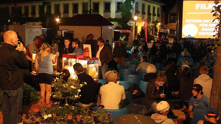 Atmosphärisch: Kinosommer bei Nacht