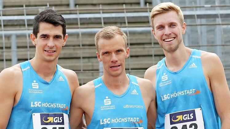 Marco Kürzdörfer, Martin Grau und Tobias Budde (v. li.) holten über 3x1000 Meter in Ulm die Bronzemedaille.