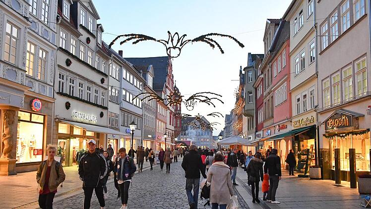 Impressionen von der Eröffnung des Coburger Weihnachtsmarktes. Foto: Ronald Rinklef