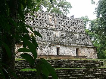 Symbolbild: Die über 1000 Jahre alte Tempelanlage der Mayas
