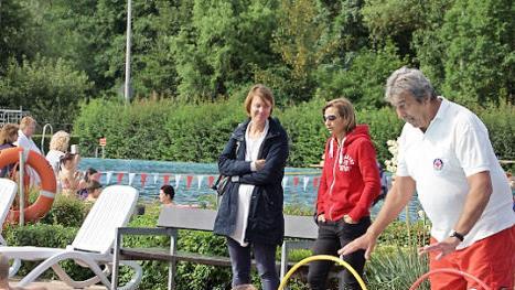 Spiel und Spaß standen beim Integrativen Schwimmfest in Zapfendorf im Vordergrund. Foto: Johannes Michel
