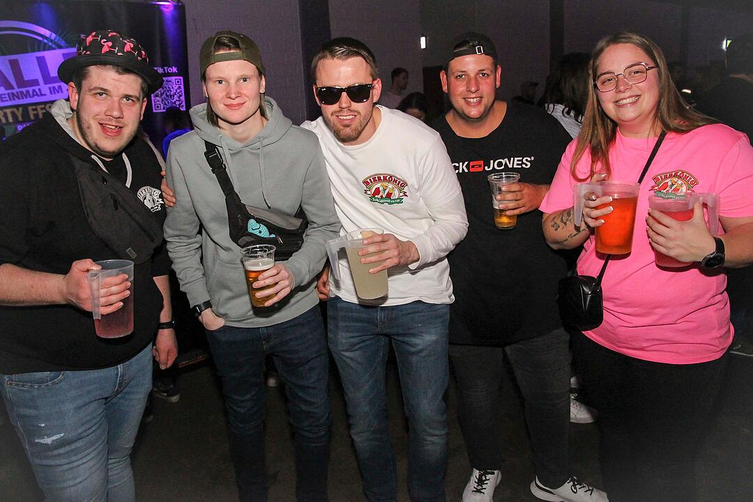 IKKE H&Uuml;FTGOLD, ISI GL&Uuml;CK, KREISLIGALEGENDE, u.v.m.