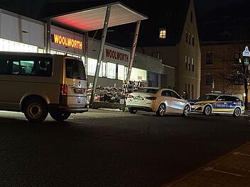 "Stehen oftmals unter Schock": Polizei &auml;u&szlig;ert sich nach Woolworth-&Uuml;berfall