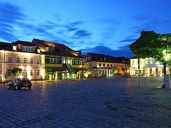 In Neustadt spitzt sich der Wahlkampf zu - obwohl der Posten des Oberbürgermeisters gar nicht neu besetzt wird. Foto: Albert Höchstädter