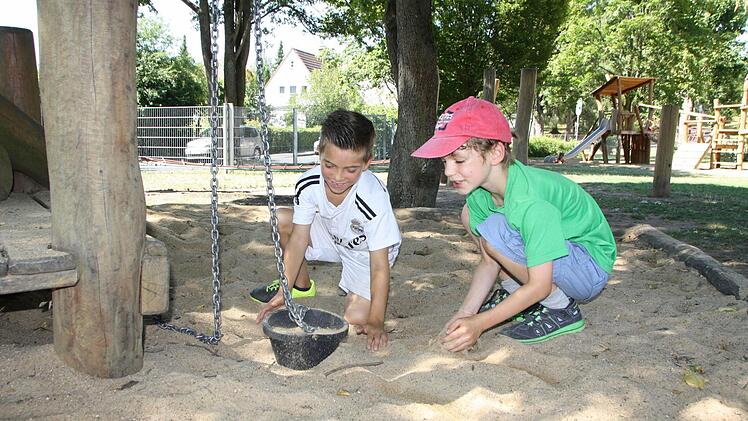 Eindrücke vom Spielplatz Henneberg-Siedlung. Foto: Ralf Ruppert