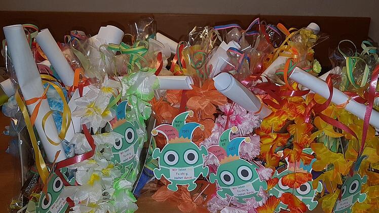 Geschenke für die Purzelgarde Foto: Manfred Mellenthin