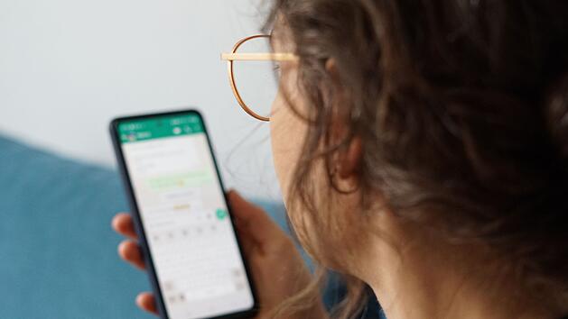 WhatsApp führt Live-Übersetzung weltweit ein
