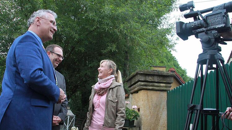 Fernsehkameras begleiteten den Ministerbesuch in Prächting