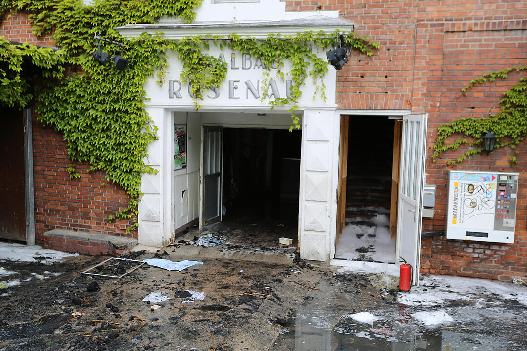 Bayreuth: Der Tag nach dem verheerenden Gro§brand - Brandermittler der Polizei nehmen Arbeit auf