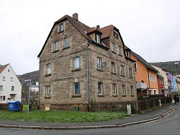 Die Blaicher Obdachlosenunterkunft in der Hermann-Limmer-Straße war am Wochenende   Schauplatz eines Verbrechens. Die Polizei ermittelt wegen eines Tötungsdelikts. Foto: Archiv/Alexander Hartmann