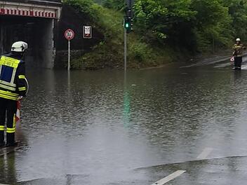In Bamberg stand die Geisfelder Unterführung (Archivbild) infolge von Unwettern in der Vergangenheit wiederholt unter Wasser. Am vergangenen Sonntag wurde derweil die Unterführung in der Forchheimer Straße geflutet.