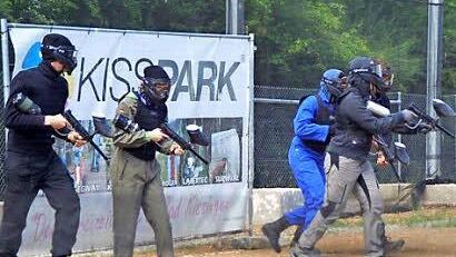 Attacke. Die Paintball-Spieler waren schon aktiv. Foto: Kisspark