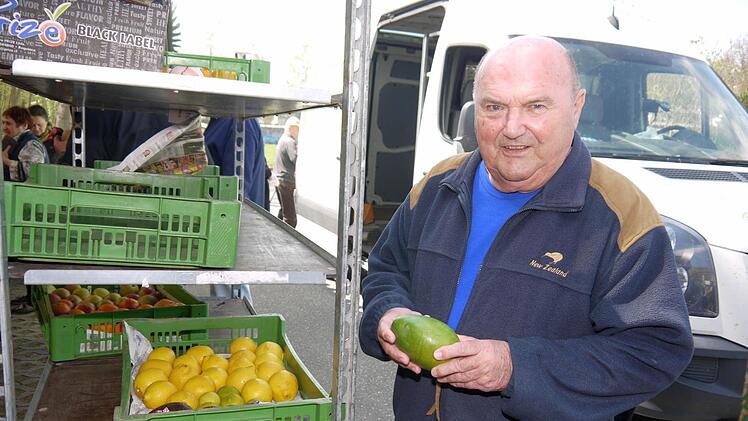 Impressionen vom ersten "Grüber Markttag" Foto: Berthold Köhler