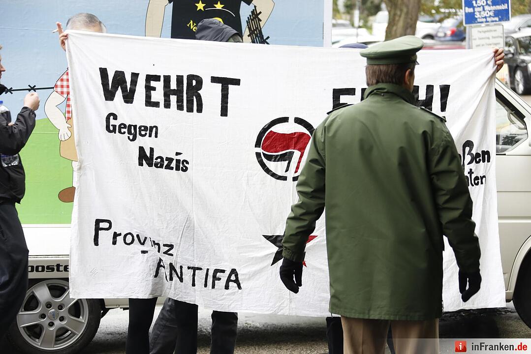 Orban besucht CSU in Kloster Banz: Opposition demonstriert